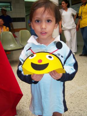 20080418063336-smilebeee.jpg